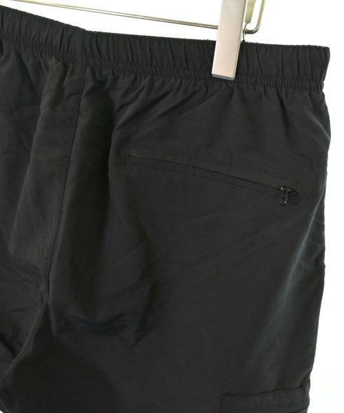 Supreme กางเกงขาสั้น