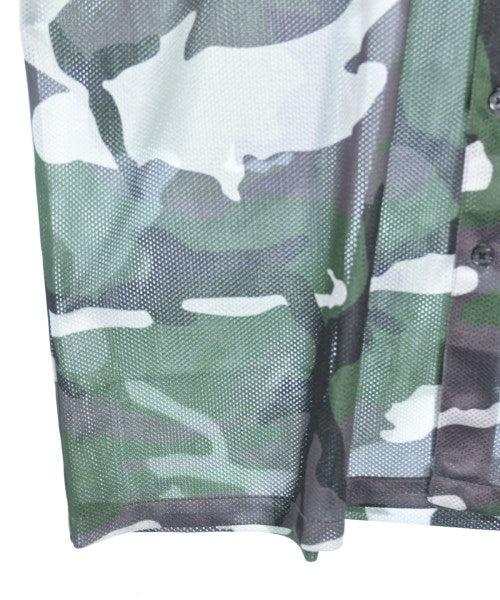 Supreme เสื้อลำลอง