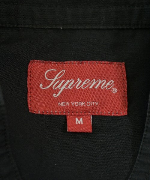 Supreme เสื้อลำลอง