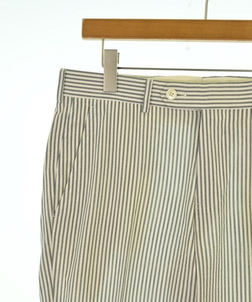 Supreme ชุดสูทแบบครบเซต (อื่นๆ)