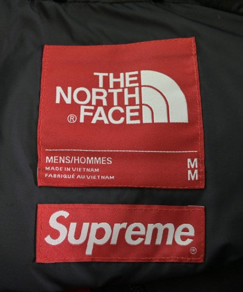 Supreme แจ็คเก็ตดาวน์/เสื้อกั๊ก