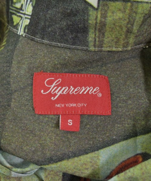 Supreme เสื้อลำลอง