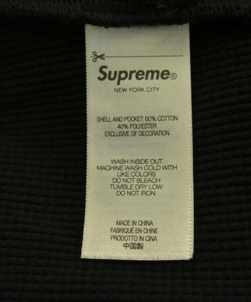 Supreme กางเกงขาสั้น