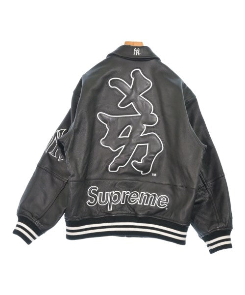 Supreme แจ็คเก็ตสนามกีฬา