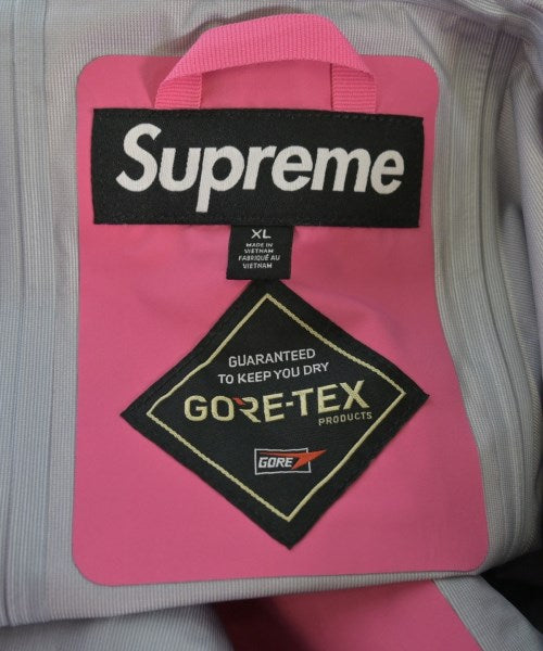 Supreme เสื้อพาร์กาภูเขา