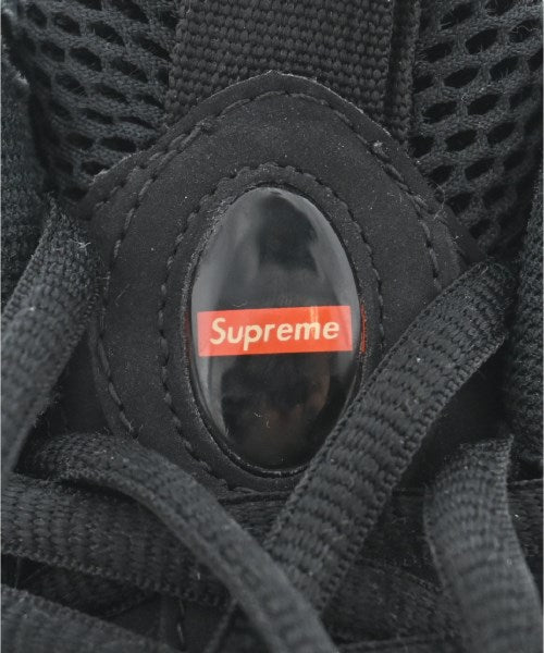 Supreme รองเท้าผ้าใบ