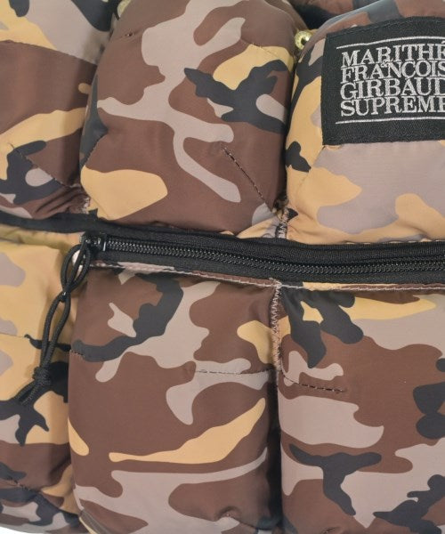 Supreme กระเป๋าถือขนาดใหญ่