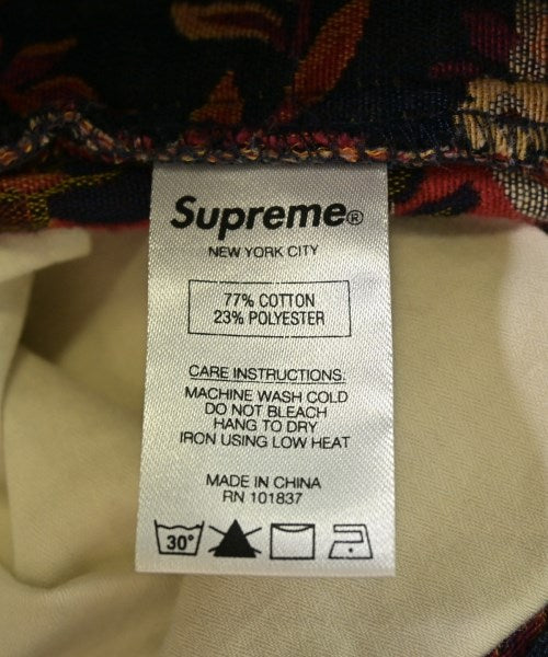 Supreme กางเกงขาสั้น