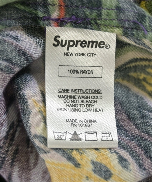 Supreme เสื้อลำลอง