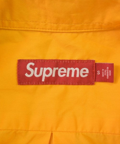 Supreme เสื้อลำลอง