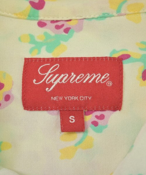 Supreme เสื้อลำลอง
