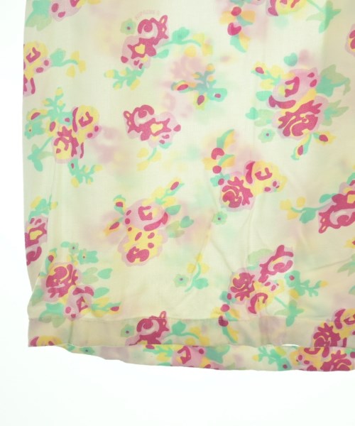 Supreme เสื้อลำลอง