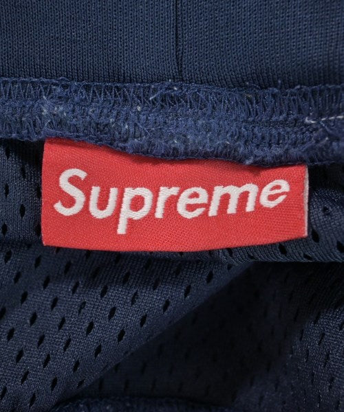 Supreme กางเกงขาสั้น
