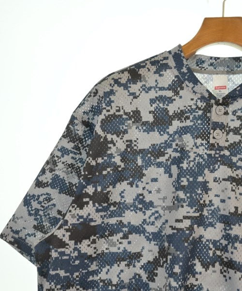 Supreme เสื้อลำลอง