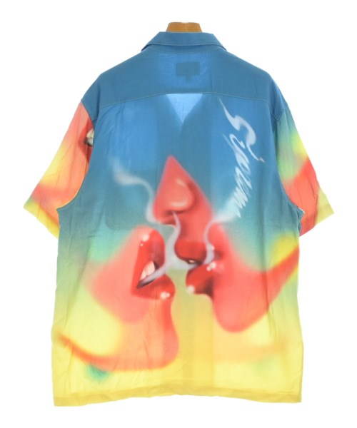 Supreme เสื้อลำลอง