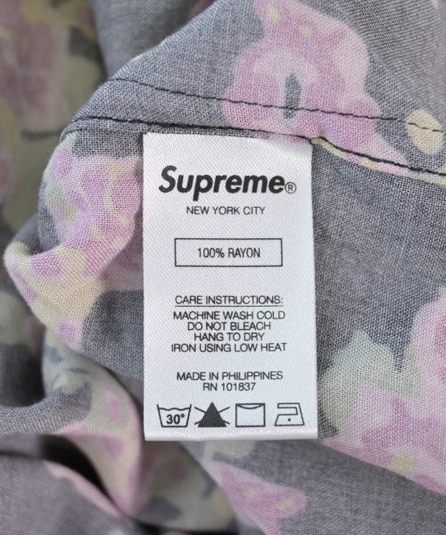 Supreme เสื้อลำลอง