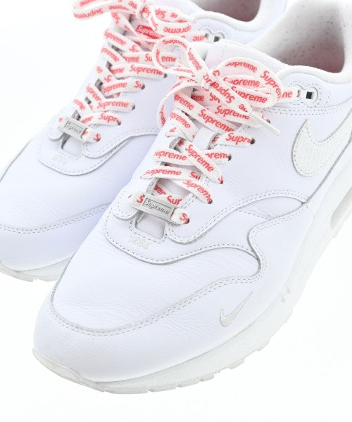 Supreme รองเท้าผ้าใบ