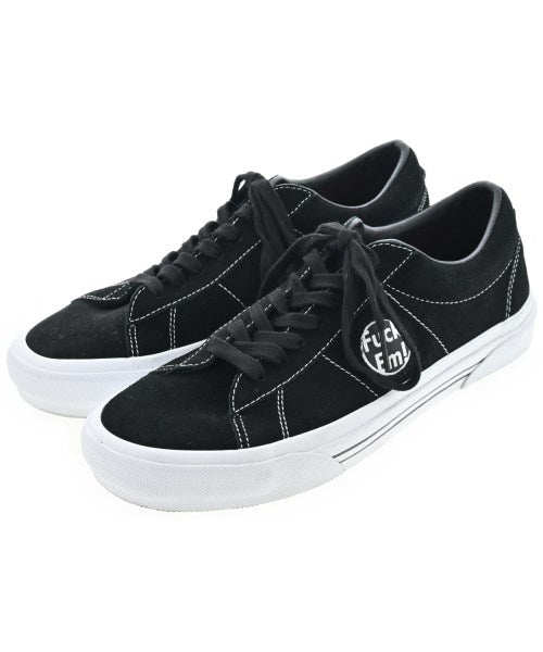 Supreme รองเท้าผ้าใบ