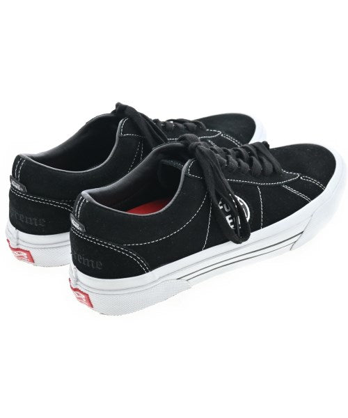 Supreme รองเท้าผ้าใบ