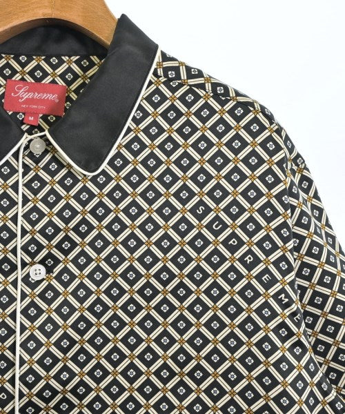 Supreme เสื้อลำลอง