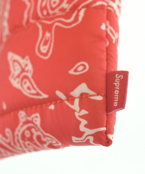 Supreme กระเป๋าสะพาย