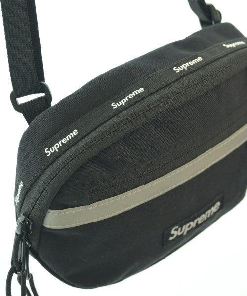 Supreme กระเป๋าสะพาย