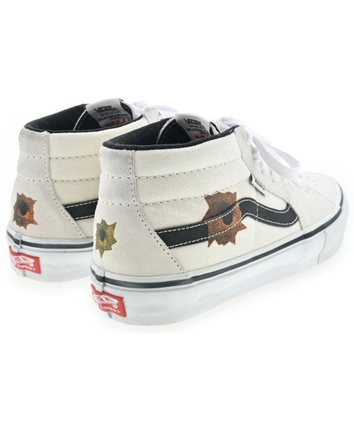 Supreme รองเท้าผ้าใบ