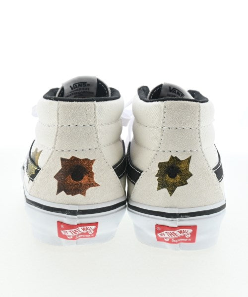 Supreme รองเท้าผ้าใบ