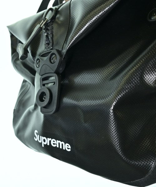 Supreme กระเป๋าใส่อุปกรณ์ขนาดใหญ่