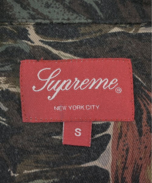 Supreme เสื้อลำลอง