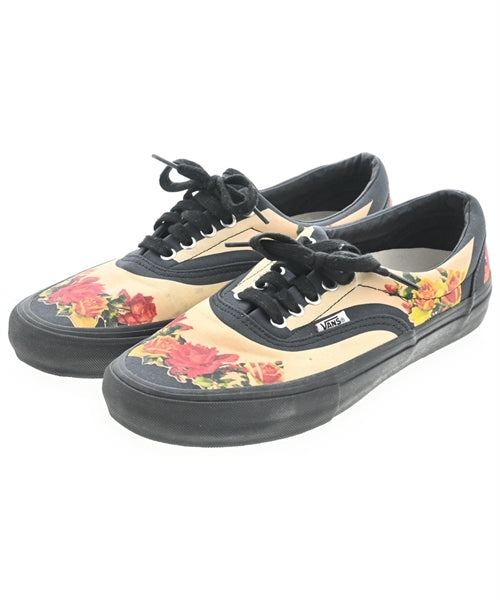 Supreme รองเท้าผ้าใบ