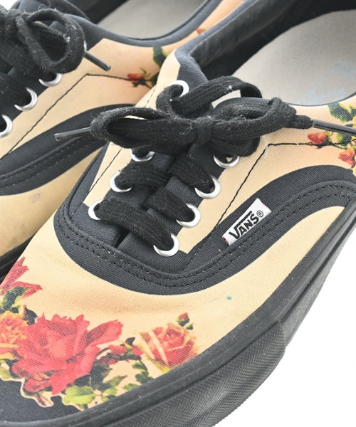 Supreme รองเท้าผ้าใบ