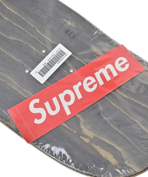 Supreme อื่นๆ