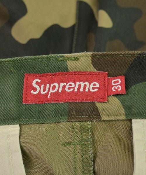 Supreme กางเกงขาสั้น