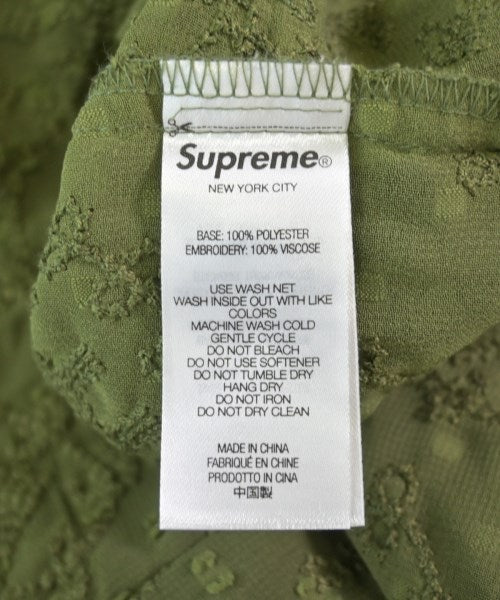 Supreme เสื้อลำลอง