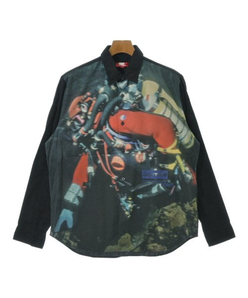 Supreme เสื้อลำลอง