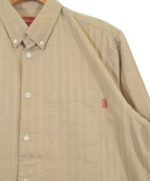 Supreme เสื้อลำลอง