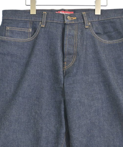 Supreme ยีนส์