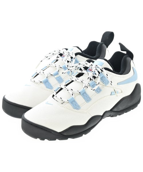 Supreme รองเท้าผ้าใบ