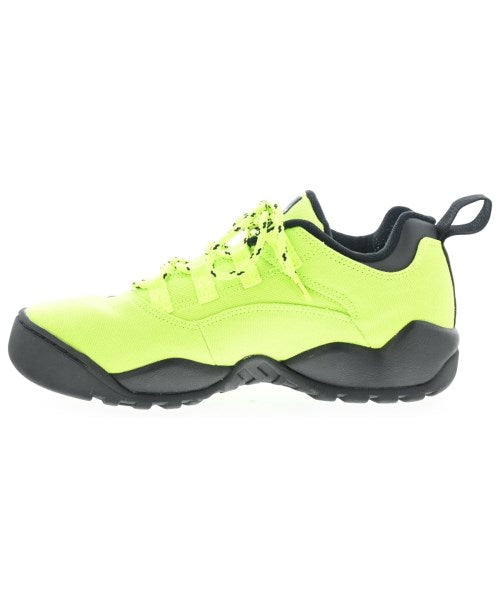 Supreme รองเท้าผ้าใบ