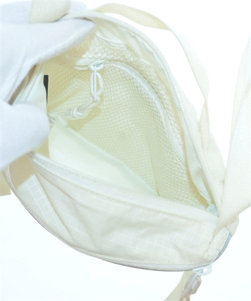 Supreme กระเป๋าสะพาย