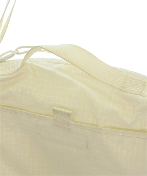 Supreme กระเป๋าสะพาย