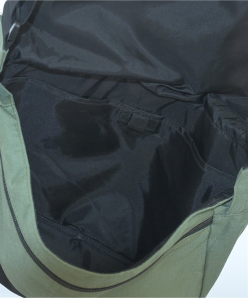 Supreme กระเป๋าสะพายข้าง