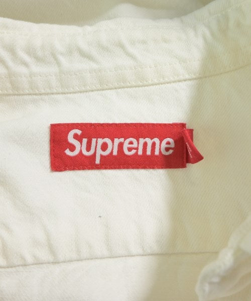 Supreme เสื้อลำลอง