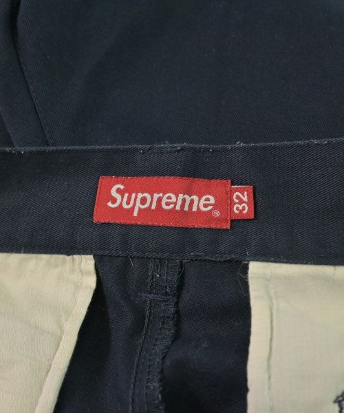 Supreme กางเกงขาสั้น