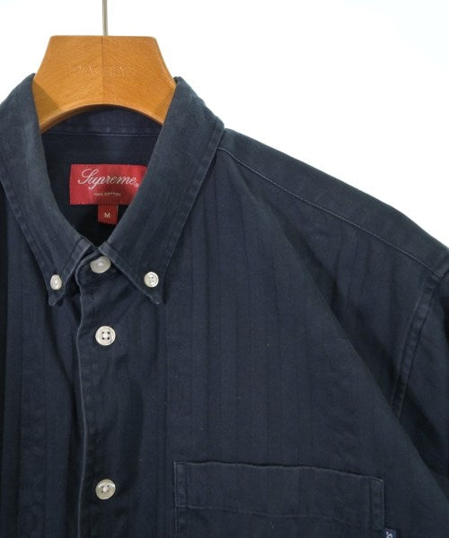 Supreme เสื้อลำลอง