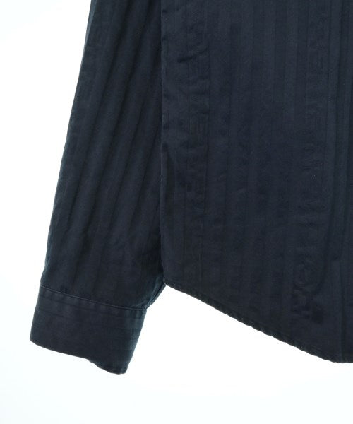 Supreme เสื้อลำลอง