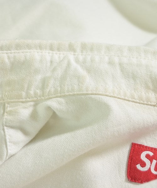 Supreme เสื้อลำลอง