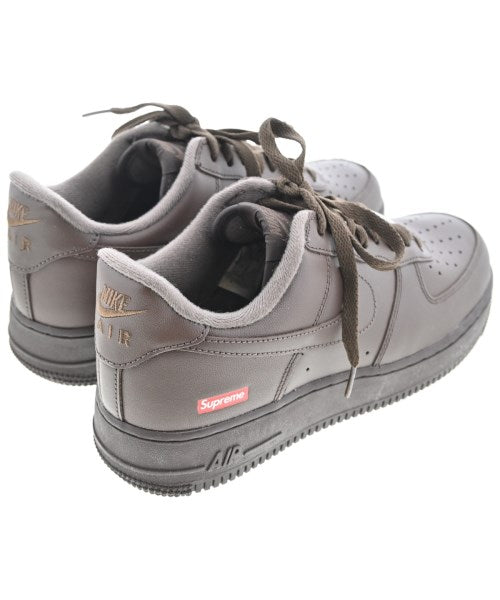 Supreme รองเท้าผ้าใบ
