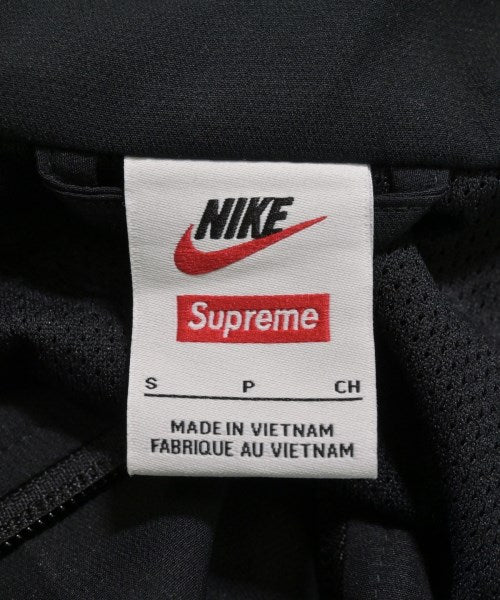 Supreme แจ็คเก็ตเบลาส์